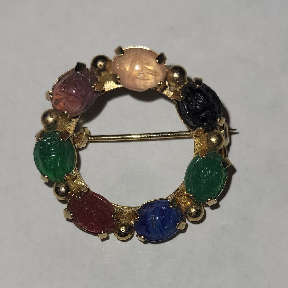 Vintage Scarab Cabochon Round Pin/Brooch in Gold‎ Tone Metal Setting